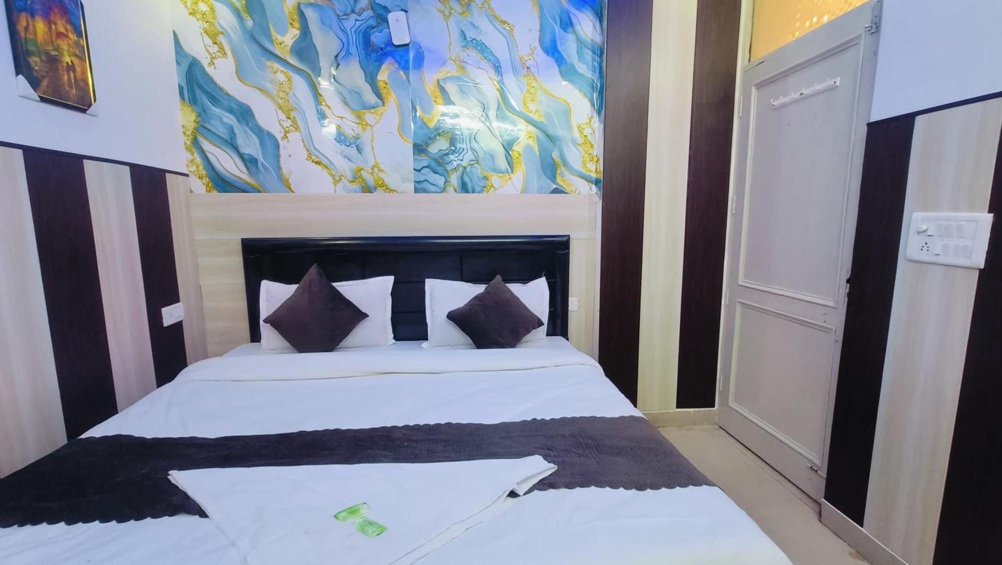 Mannat Centric - Near Lajpat Nagar Metro Hotel New Delhi