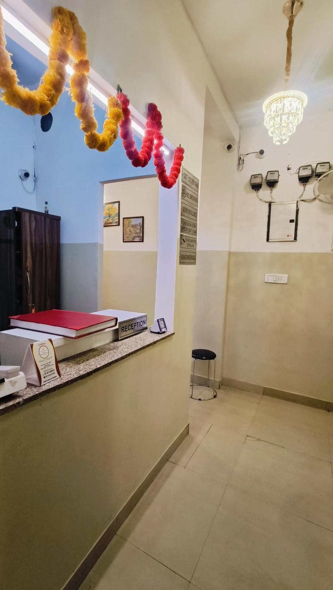 Hotel Mannat Centric - Near Lajpat Nagar Metro New Delhi